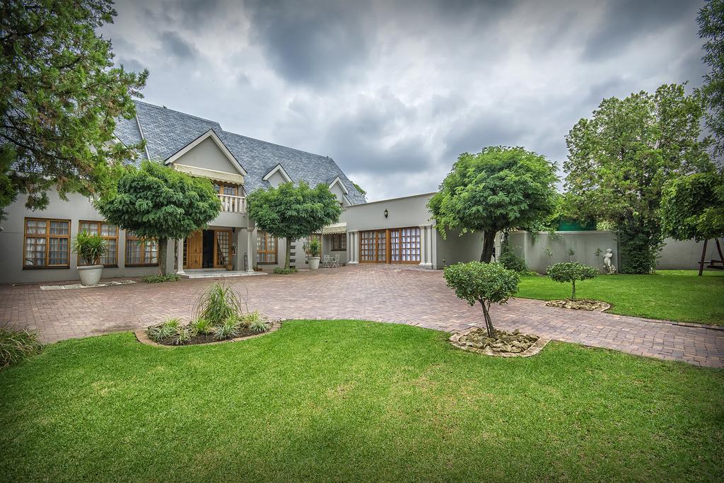 Sewende Hemel Hotel Kroonstad Exterior foto